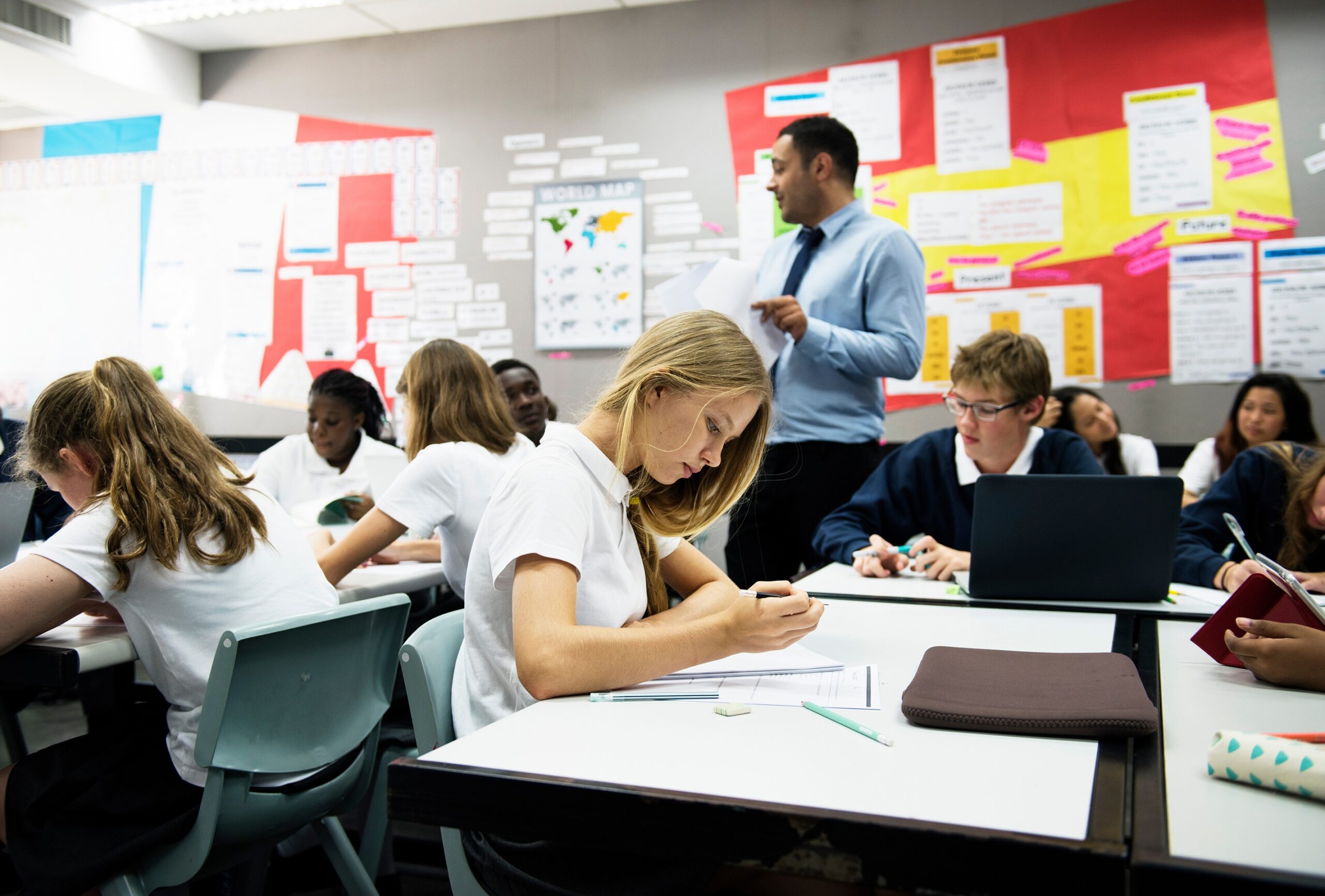 Screenwood|Optimising Acoustics in Education